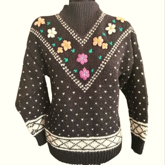 PACIFIC COAST HIGHWAY Sweater Crewel Embroidered Black Colorful size S/P - Picture 1 of 12